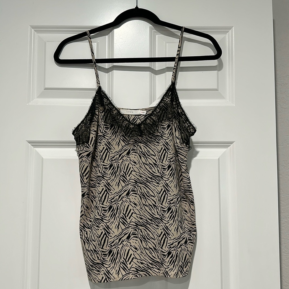 Black and tan lace trimmed cami